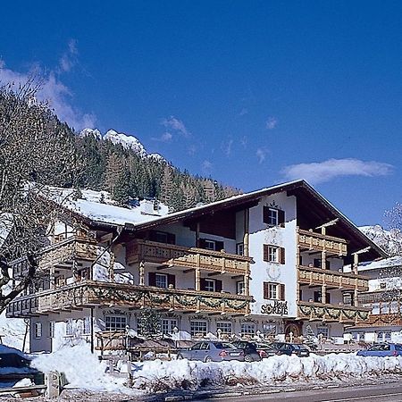 Hotel Garni Soreie Pozza di Fassa Exterior foto