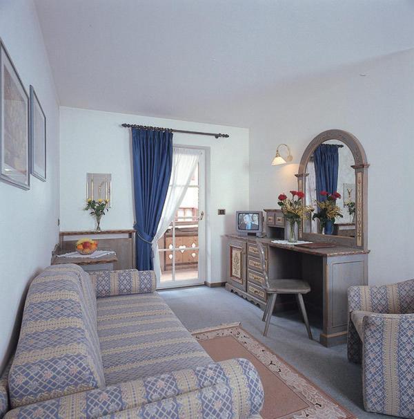 Hotel Garni Soreie Pozza di Fassa Quarto foto