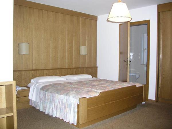 Hotel Garni Soreie Pozza di Fassa Quarto foto